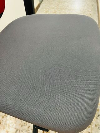 Silla Steelcase Reply Air roja y gris