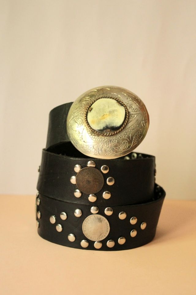 Cinturón boho piel negro plata