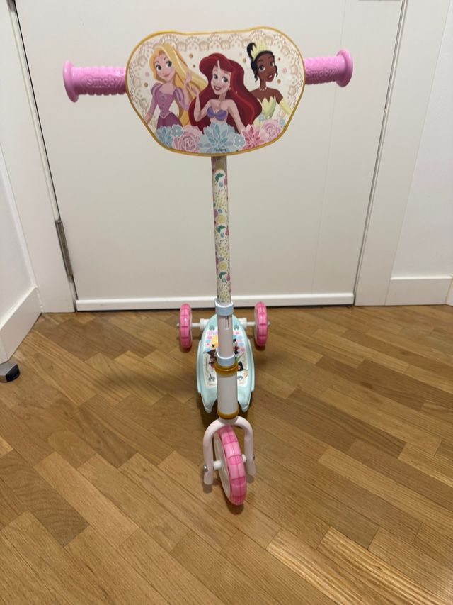 Patinete princesas Disney