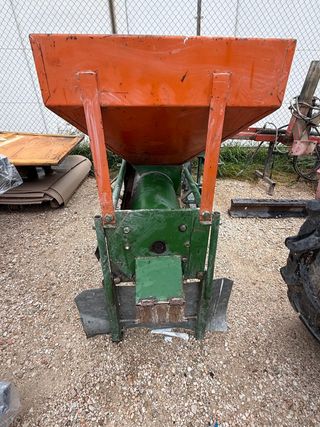 PELADORA DE ALMENDRAS PEQUEÑA