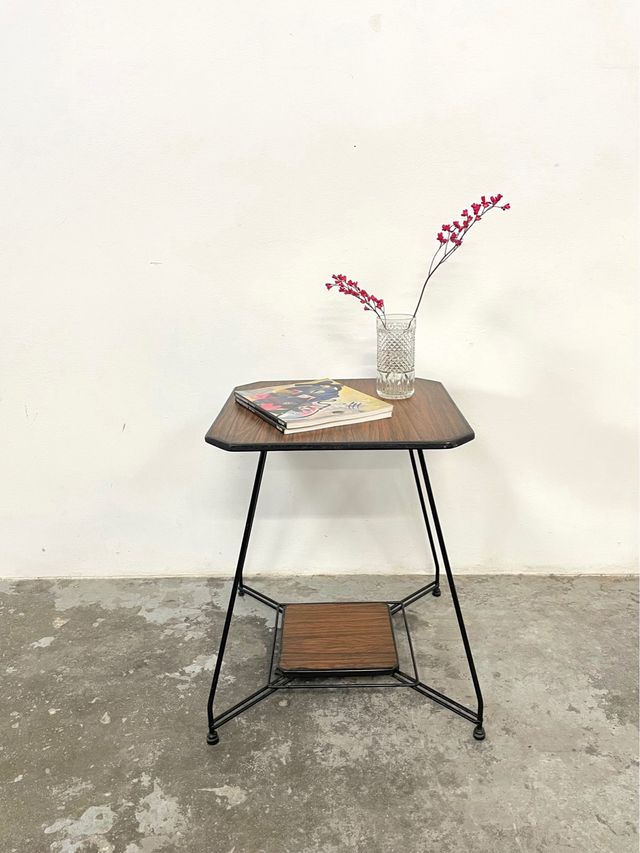 Mesa auxiliar vintage años 50