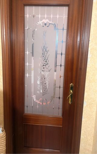 Puertas madera maciza - 7 unidades ,cada una 90 $