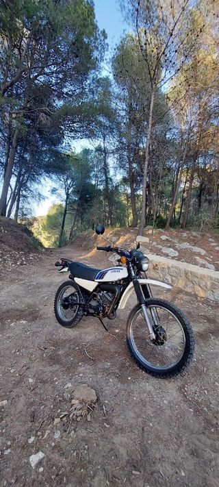 Yamaha DT 125 MX de 1980 matriculada en España