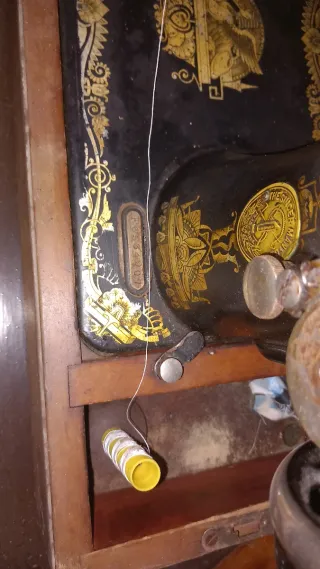 Máquina de coser Singer antigua 1900