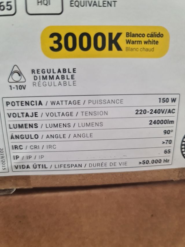 Lâmpada industrial 3000K