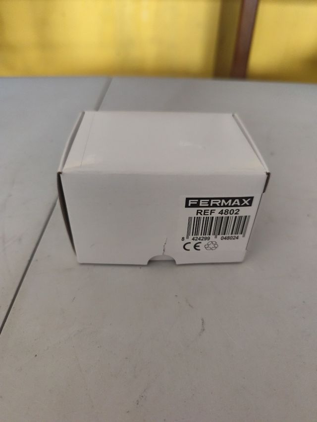 Alimentador Fermax 4802 DIN4 230VAC/12VAC-1A