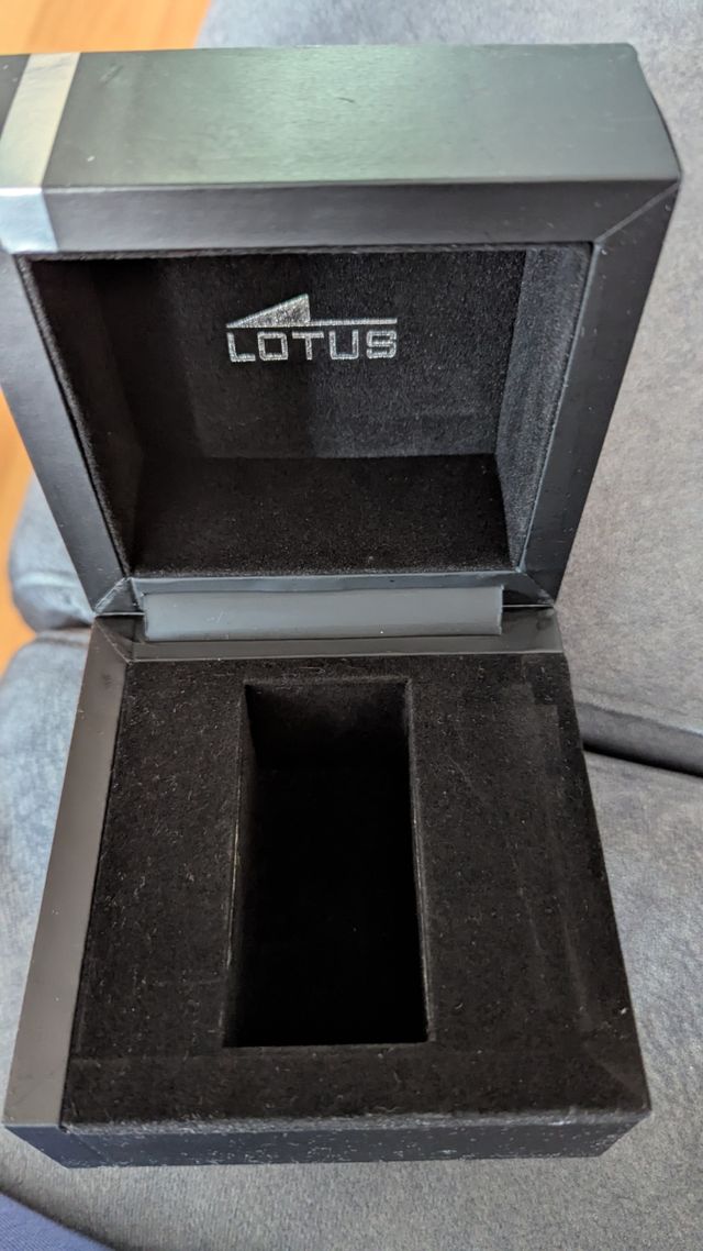 Caja reloj lotus
