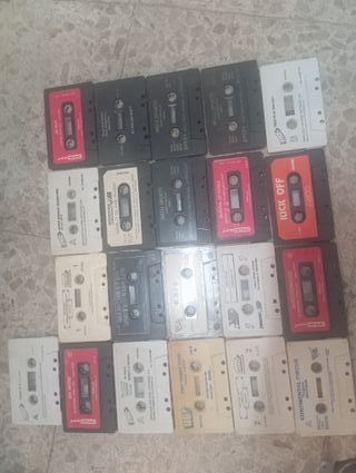 Spectrum +3 128k con radio casette y juegos