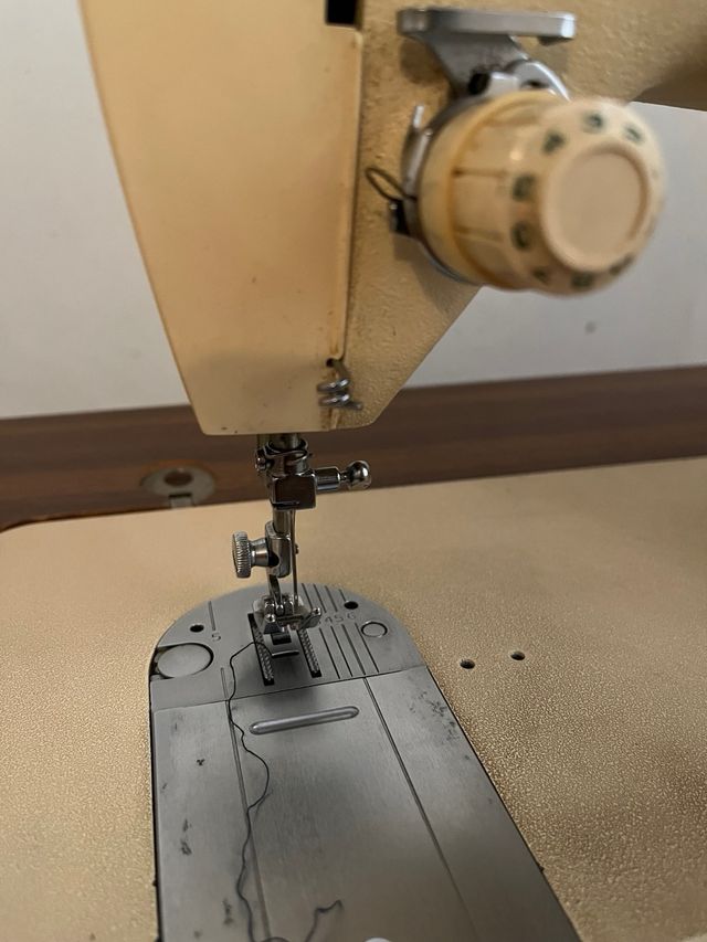 Máquina coser Singer Antigua