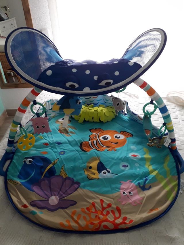 Gimnasio y manta de actividades bebe