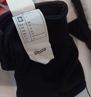 Shorts Muay Thai + Guanti mma