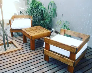 Conjunto exterior mesa y 2 asientos