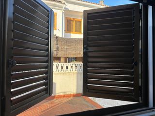  6 Contraventanas aluminio marrón,tres doble hoja