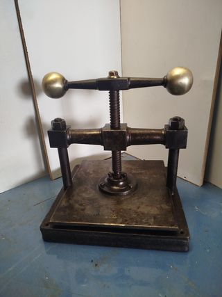 Prensa encuadernación antigua Francia