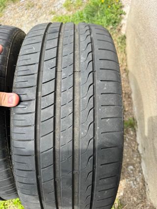 Neumaticos 215/40/18 