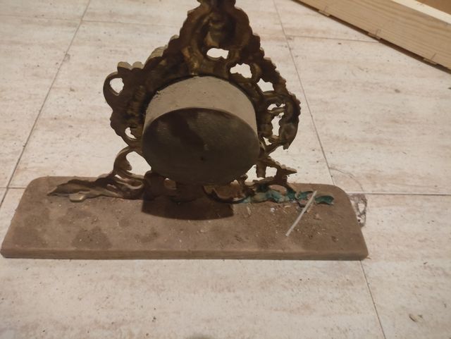 Reloj decorativo antiguo