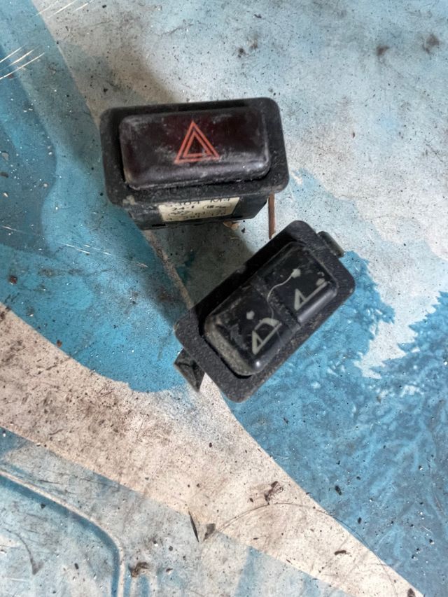 Botoneras BMW E30 de diverso tipo