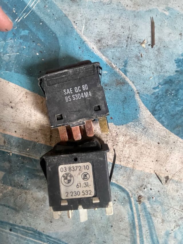 Botoneras BMW E30 de diverso tipo