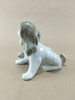 Lladró "Perro y caracol"