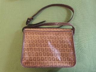 Borsa Fendi vintage, colore cammello. 