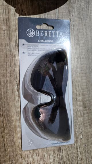 Cascos y gafas Beretta Challenge