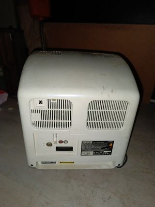 Televisor vintage con reproductor  DVD