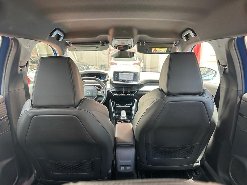 Peugeot 2008 GT Puretech S&S EAT8 2020, foto 9