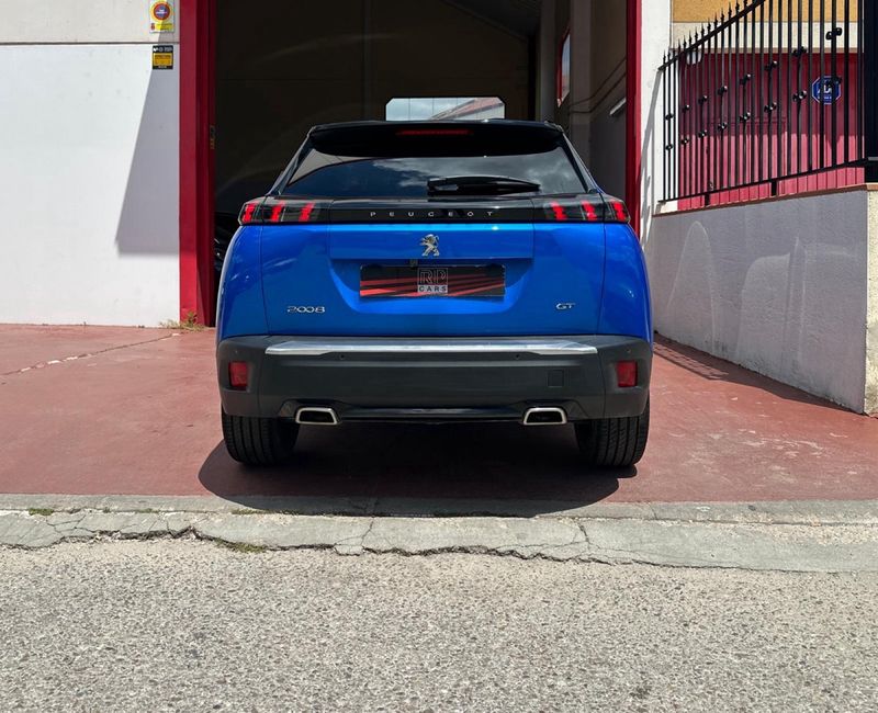 Peugeot 2008 GT Puretech S&S EAT8 2020, foto 5