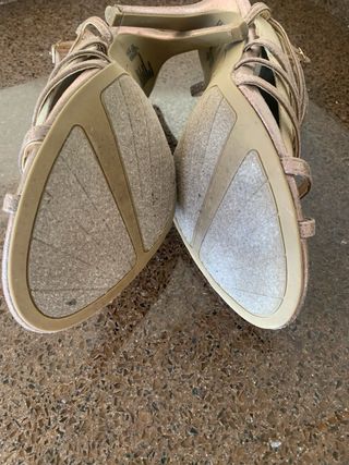 Sandalias tacón dorado-rosa mujer