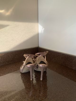 Sandalias tacón dorado-rosa mujer