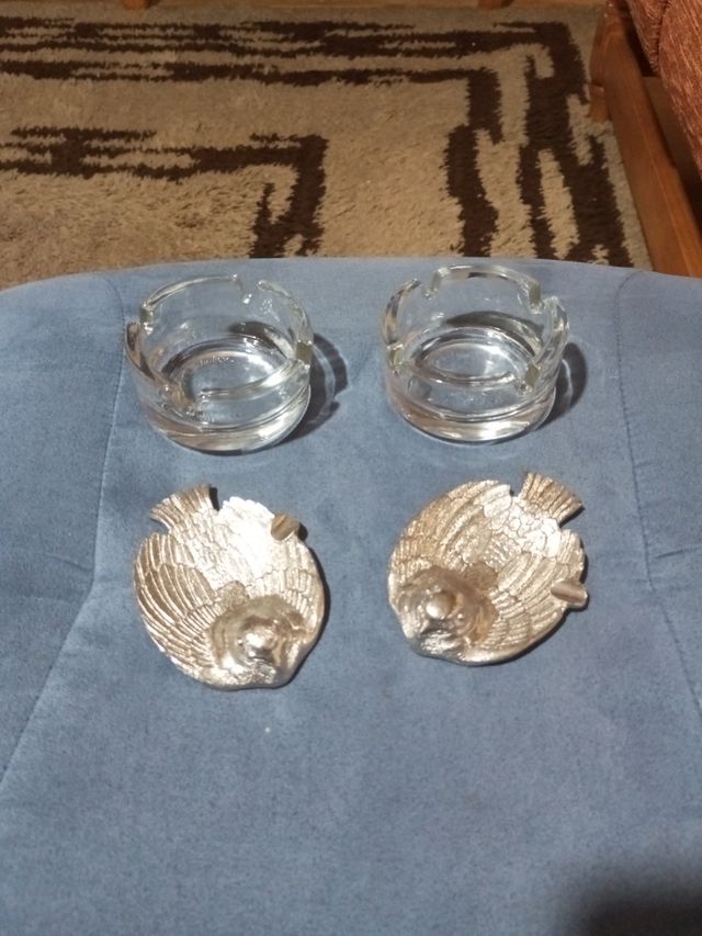 Ceniceros vintage: 2 metal, 2 cristal