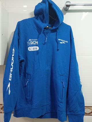 Chaquetas y cortavientos  talla XL 