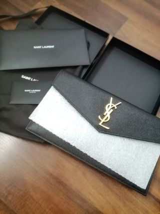 Bolso de mano YSL negro nuevo
