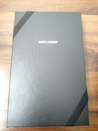 Bolso de mano YSL negro nuevo