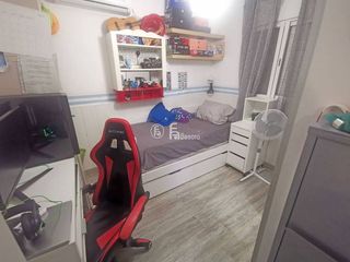 Chalet en venta en Joc de la Bola - Camps d'Esports - Ciutat Jardí - Montcada en Lleida