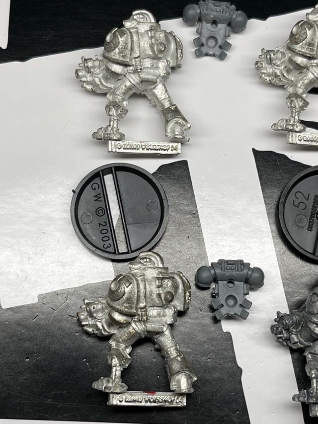 Ultramarines de la Guerra Tiranidas metal