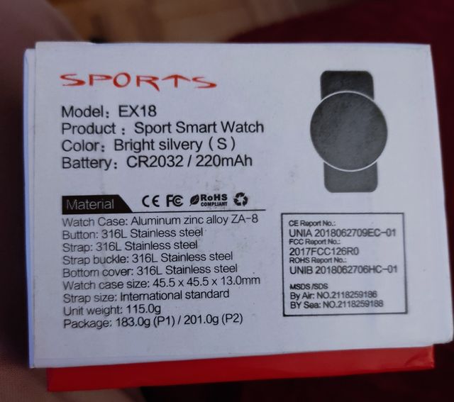 Reloj smartwatch conecting to the future reloj int