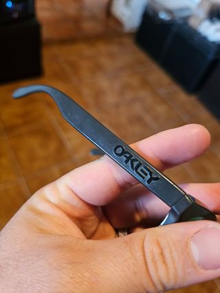 Frogskins Oakley Carbon Original.