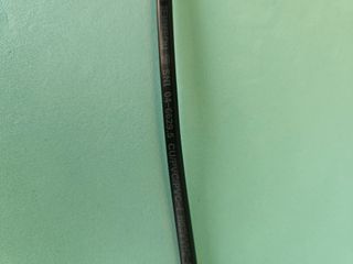 🔹 Cable de Corriente acodado para TV Samsung