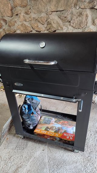 Barbacoa de carbón.