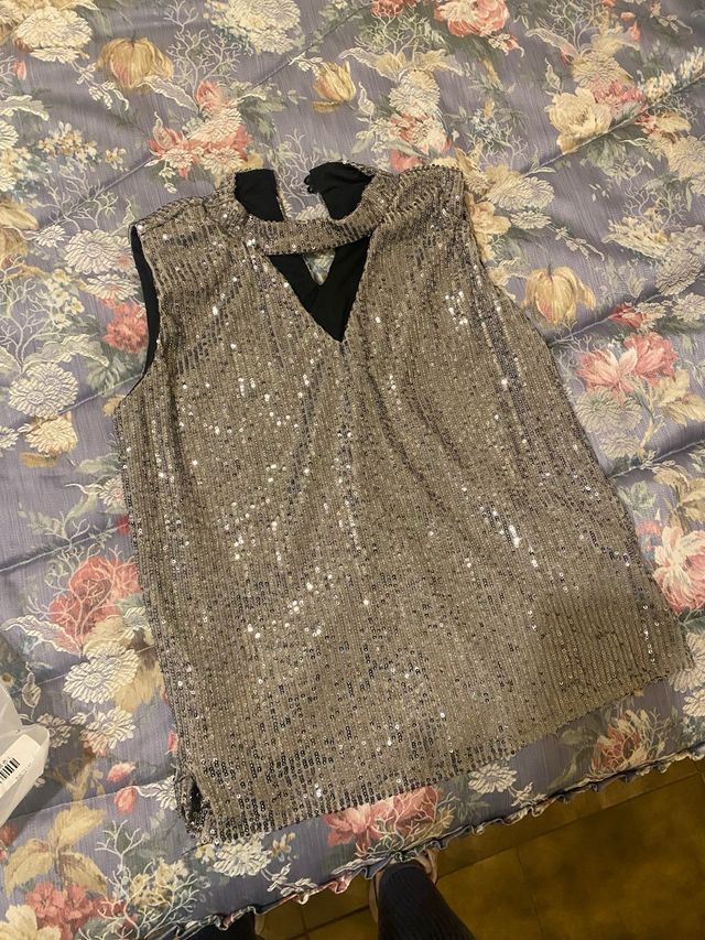 Blusa lentejuelas plata