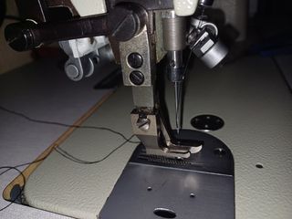 Maquina de coser industrial