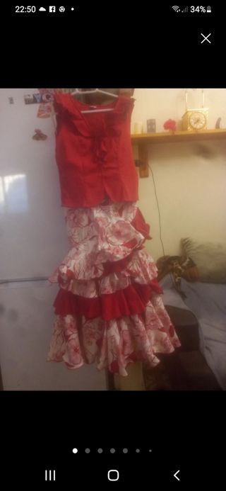 Traje gitana rojo y blanco