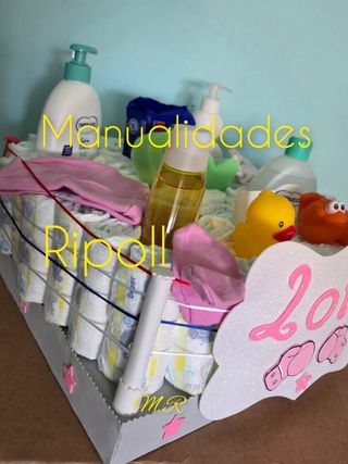 Tarta pañales en forma de ring+ productos