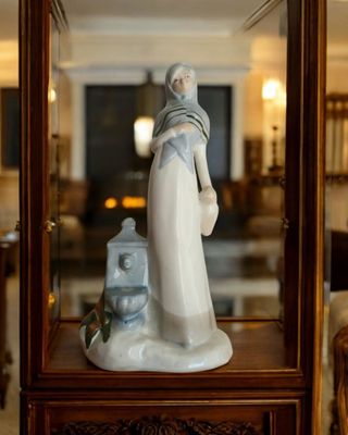 Figura de porcelana Tito. Años 70.