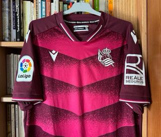 Camiseta Real Sociedad Isak original Macron 2021