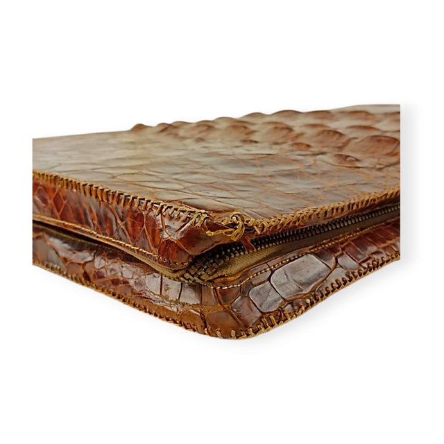 Porta documentos o portafolio de piel de cocodrilo