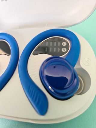 🔹 Auriculares de Oreja Deportivos con gancho