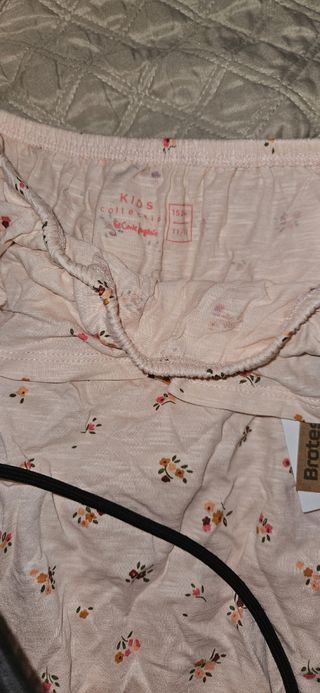 Lote , cada una 5 euros Camisetas niña Brotes El C