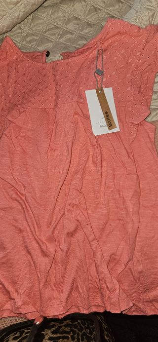 Lote , cada una 5 euros Camisetas niña Brotes El C